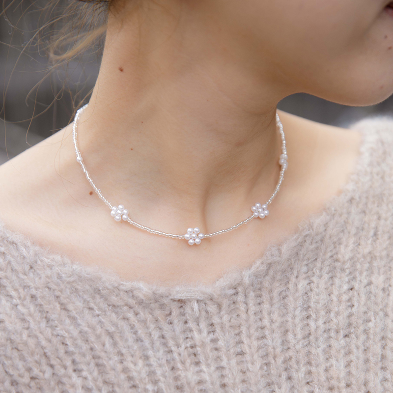 beads flower necklace 〜ﾋﾞｰｽﾞﾌﾗﾜｰﾈｯｸﾚｽ