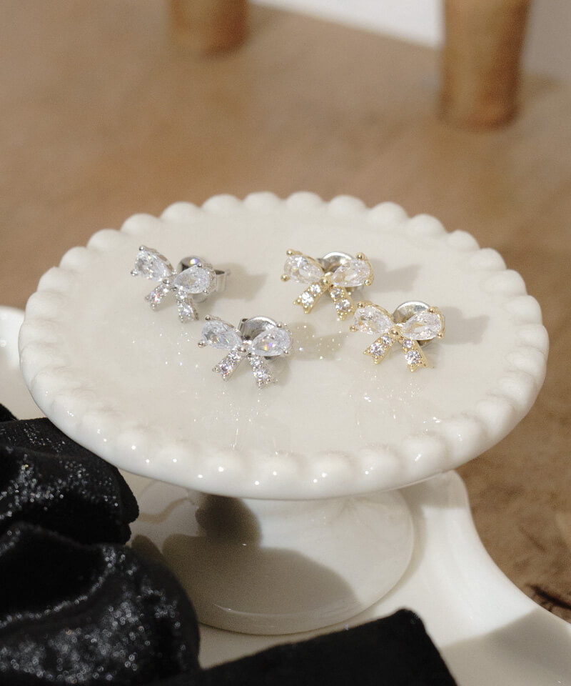 pure ribbon pierce�`�߭������߱�