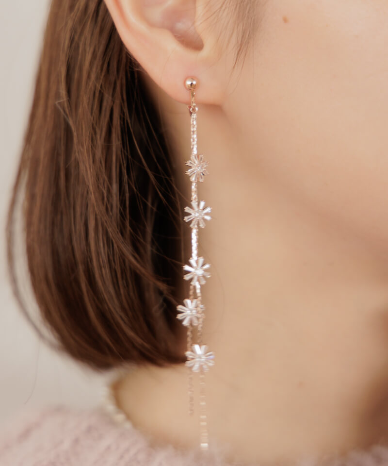 swing flower earring 〜ｽｳｨﾝｸﾞﾌﾗﾜｰｲﾔﾘﾝｸﾞ